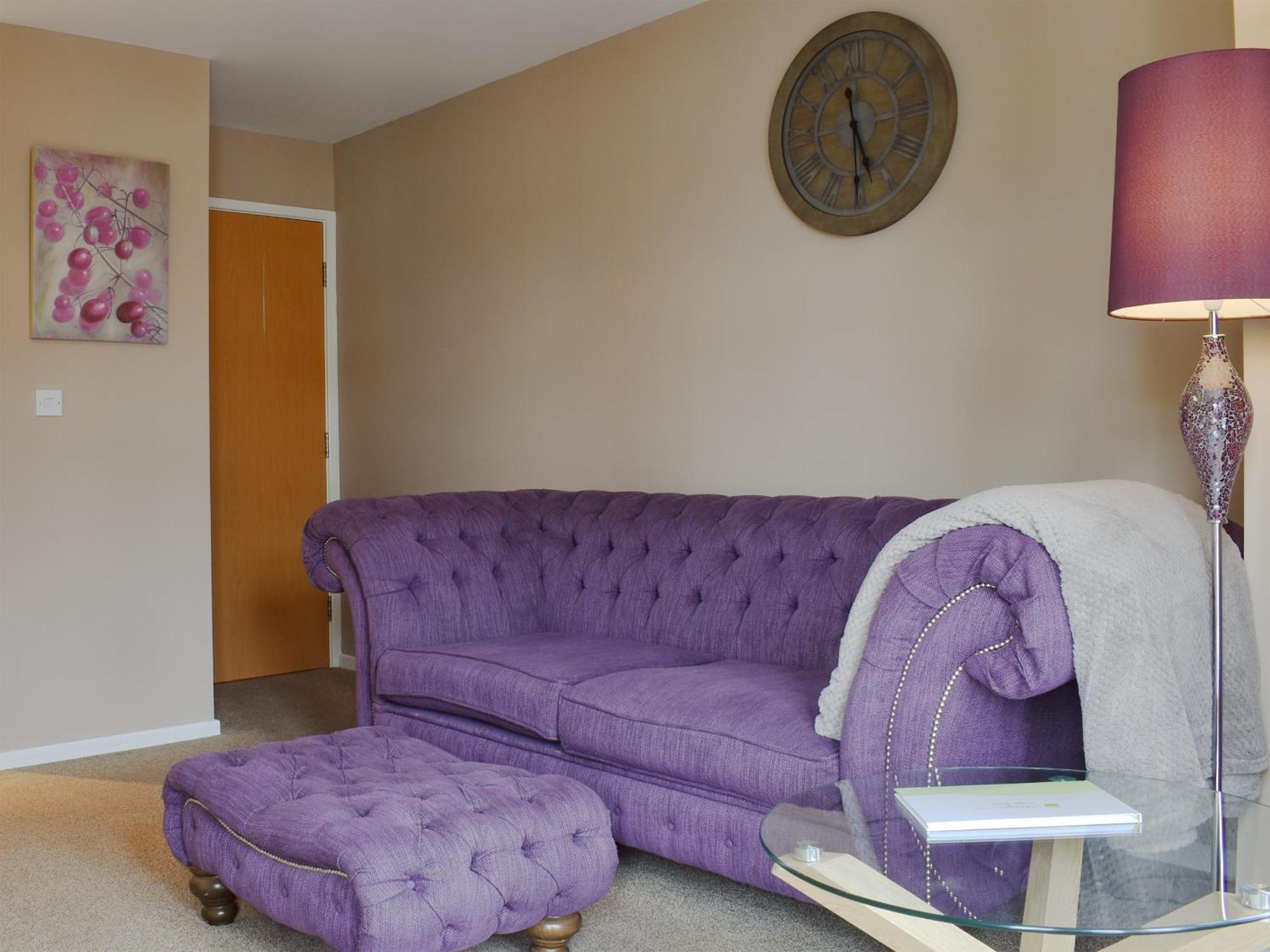 Little Oaks Villa Уитби Екстериор снимка