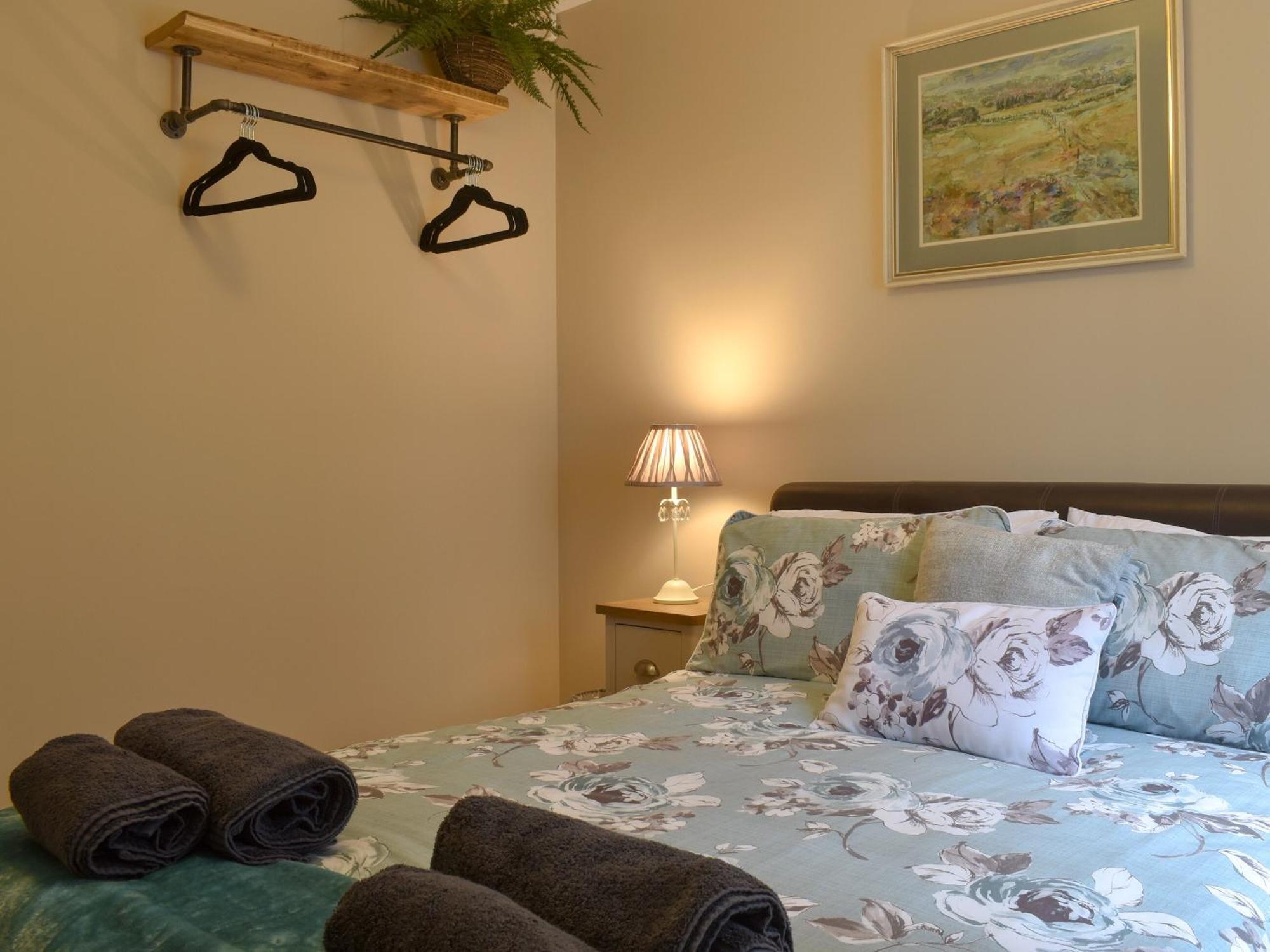 Little Oaks Villa Уитби Екстериор снимка
